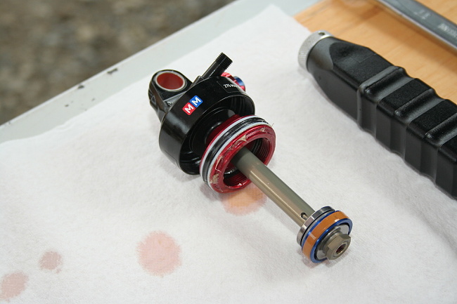 AGang & Author - SRAM susspension test