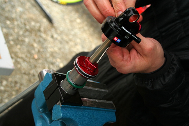 AGang & Author - SRAM susspension test