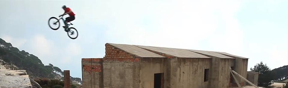 Chris-Akrigg-hill-in-spain