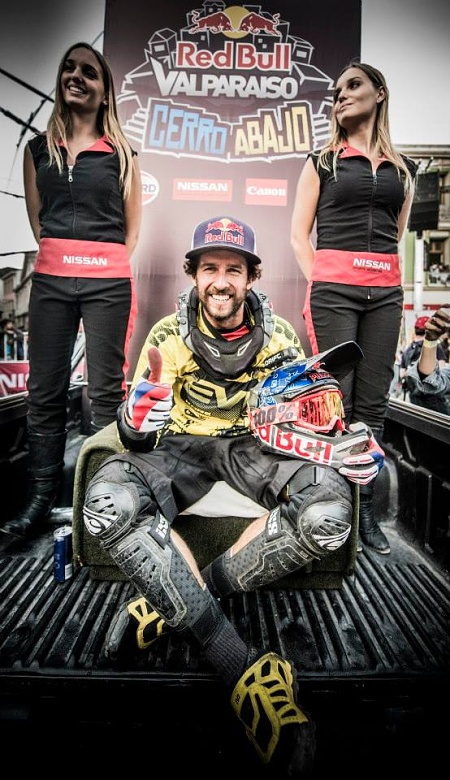 City Downhill World Tour - #2 Valparaiso/Chile