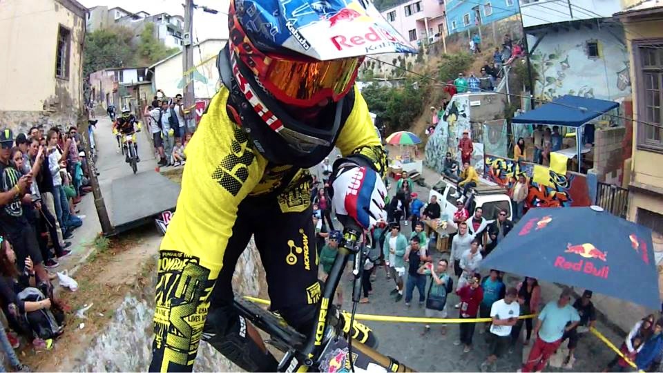 City Downhill World Tour - #2 Valparaiso/Chile