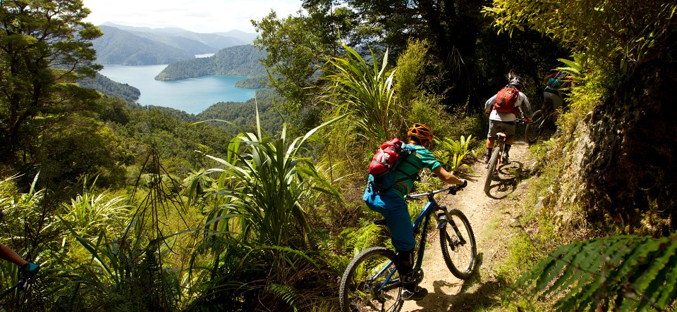 Juliana Bicycles shoot in New Zealand with Anka Martin