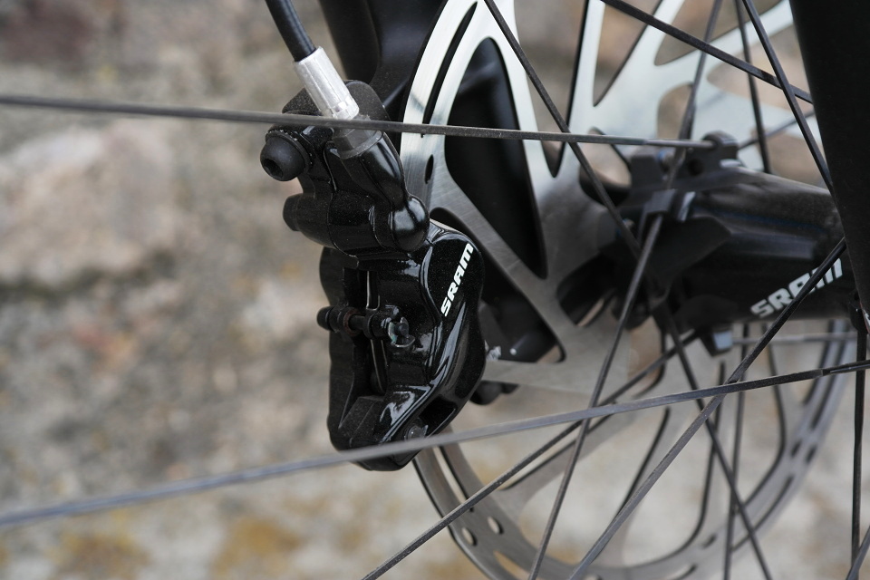 SRAM Guide - prvni dojem