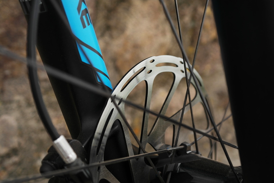 SRAM Guide - prvni dojem