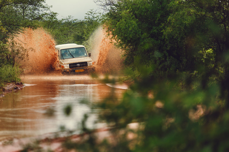 Explore the wilds of Africa (fotoreport & video - Red Bull)