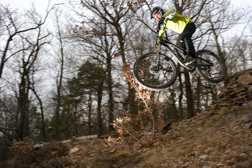 Canyon-Strive-CF-8_0-01