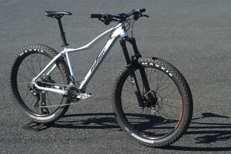 AUTHOR Patriot AM 27,5+ (2016) | Author Versus 2017