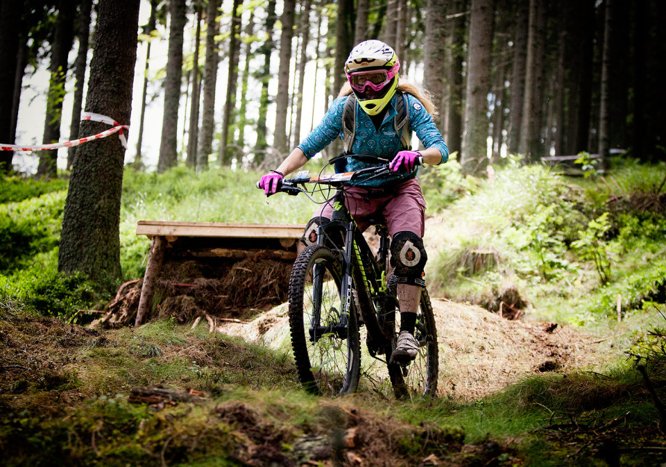 Specialized Enduro Race Zadov 2016 - pozvanka