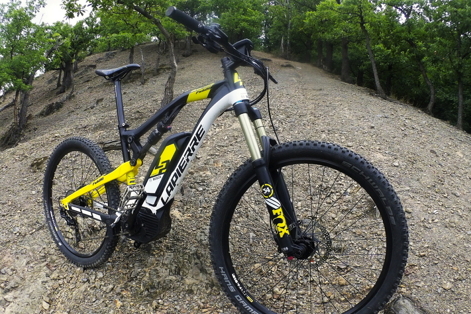 Lapierre Overvbolst FS 600 - ride