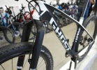 Novinky Ghost, Lapierre, Salsa, Knog, Cratoni 2016